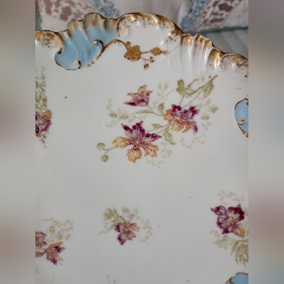 Antique 1880s Limoges French Porcelain Dessert Set of 4 Plates in Floral Motif - Picture 10 of 10